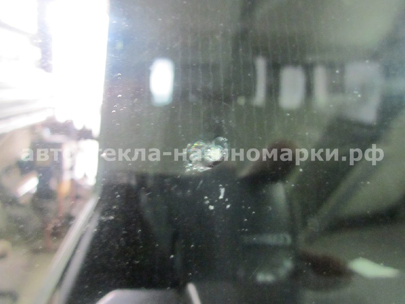 Лобовое стекло Land Rover c установкой в Москве МКАД САО